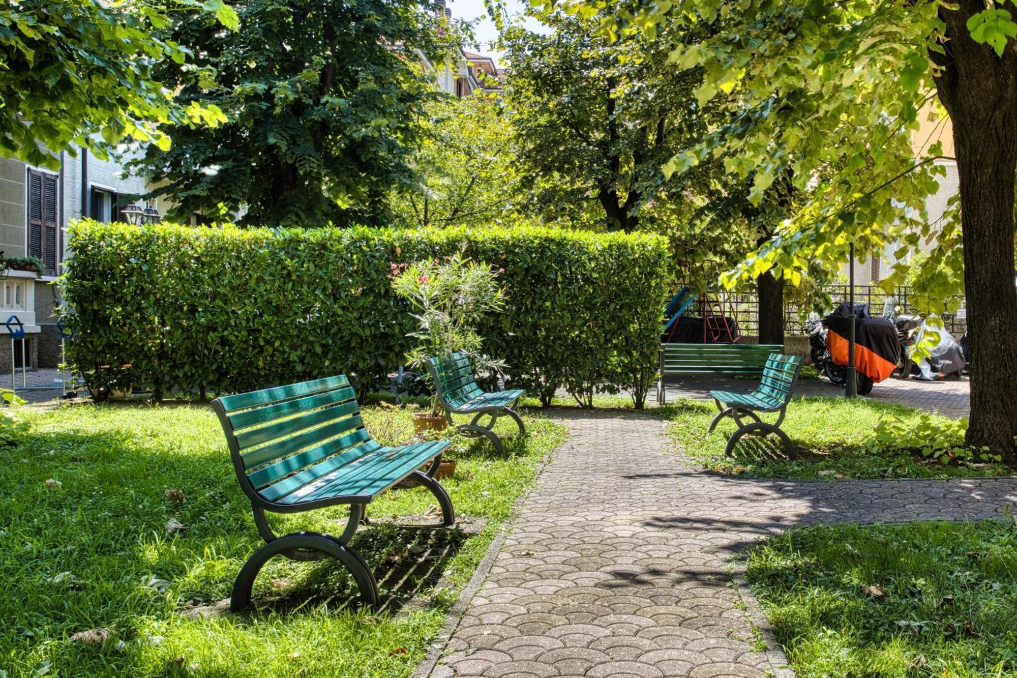 Walk To Navigli - Via Gola - 2 Bedrooms Apt มิลาน ภายนอก รูปภาพ