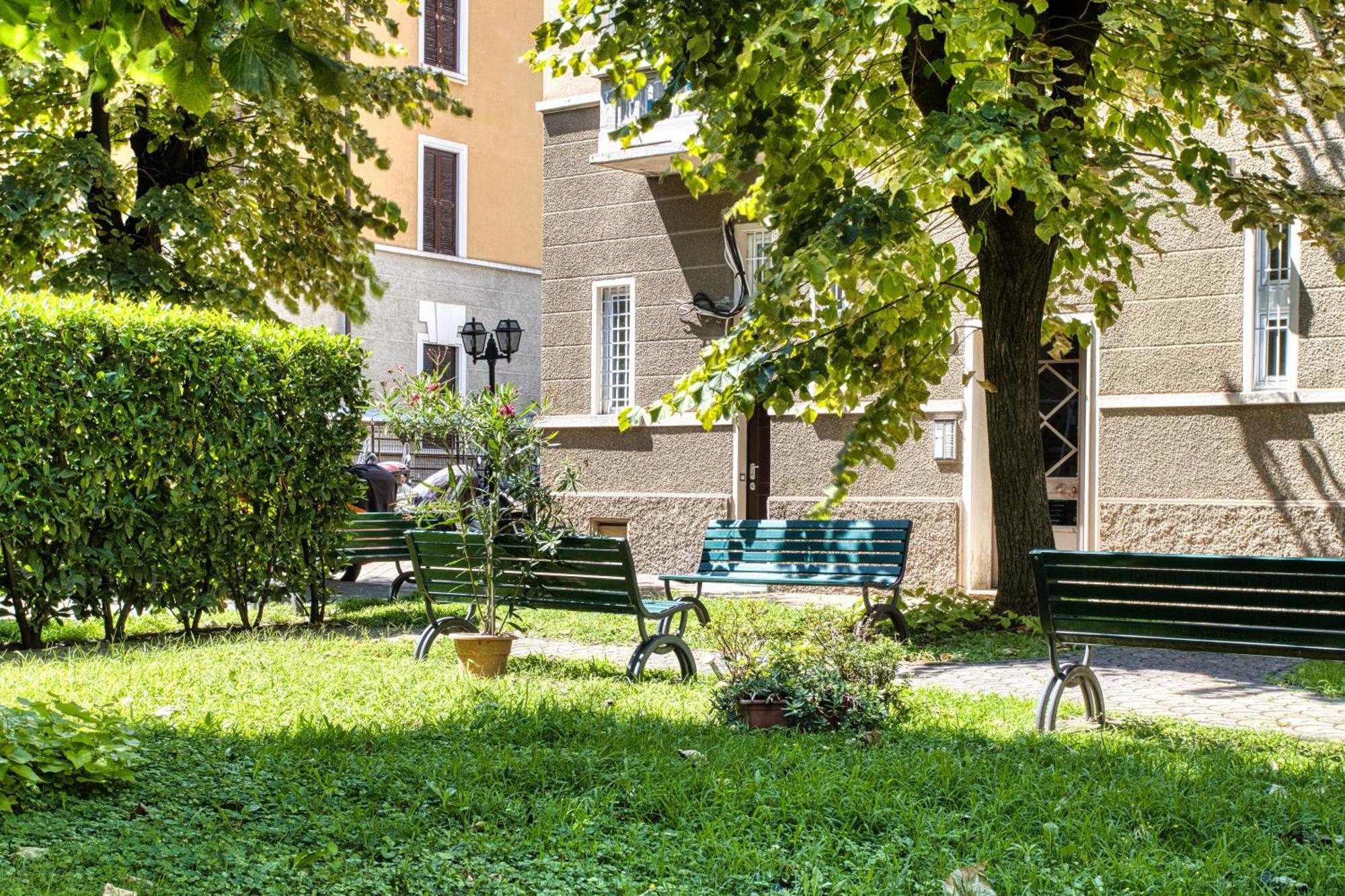 Walk To Navigli - Via Gola - 2 Bedrooms Apt มิลาน ภายนอก รูปภาพ