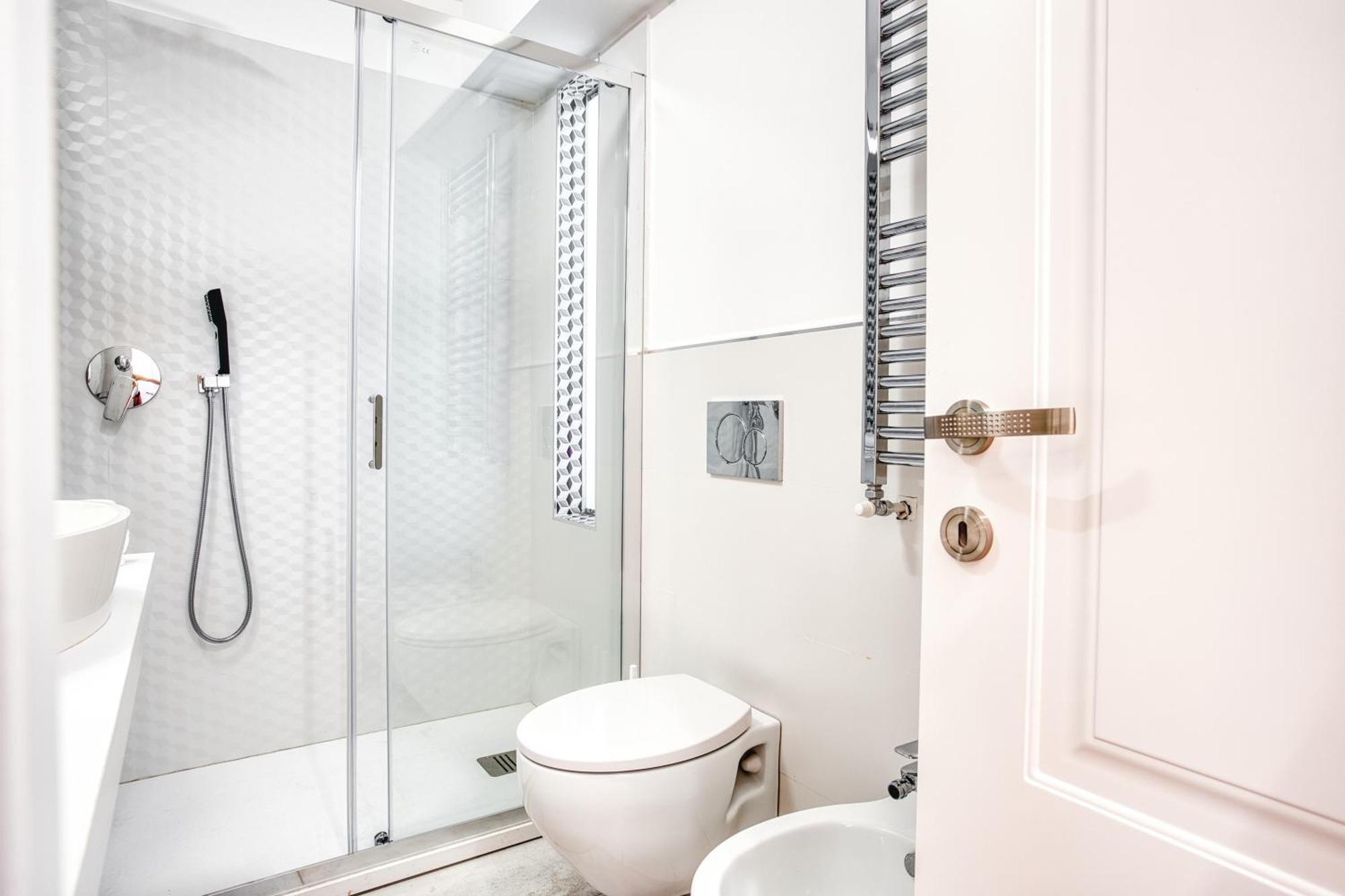 Walk To Navigli - Via Gola - 2 Bedrooms Apt มิลาน ภายนอก รูปภาพ